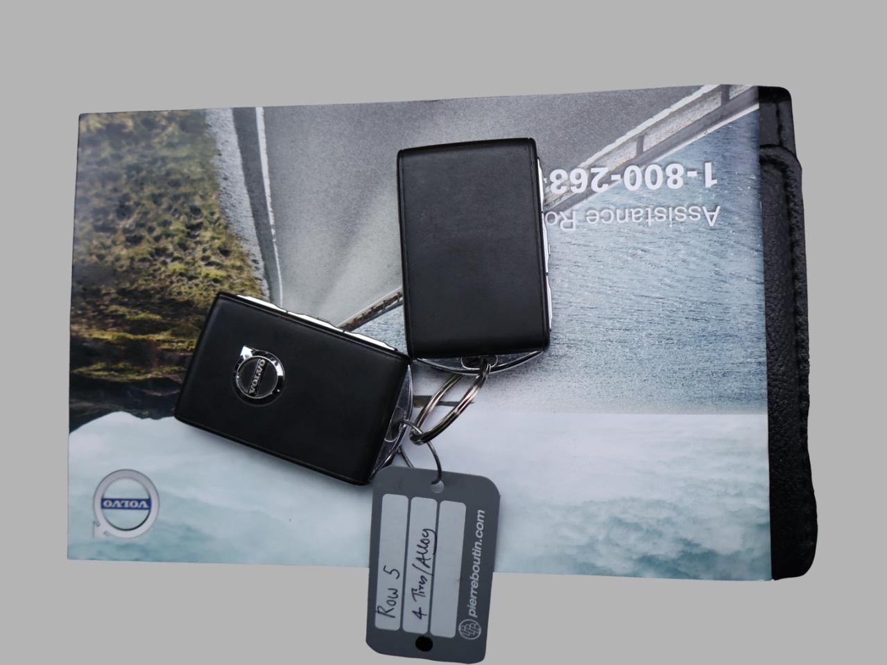 2020 Volvo XC90 T6 MOMENTOUM AWD CERTIFIED *7 SEATS*2nd WINTER* CAMERA NAV BLUETOOTH LEATHER HEATED SEATS PANO ROOF CRUISE ALLOYS Photo