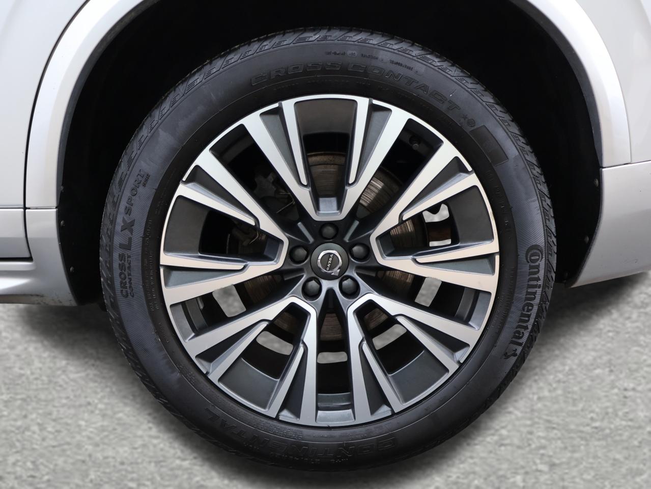 2020 Volvo XC90 T6 MOMENTOUM AWD CERTIFIED *7 SEATS*2nd WINTER* CAMERA NAV BLUETOOTH LEATHER HEATED SEATS PANO ROOF CRUISE ALLOYS Photo