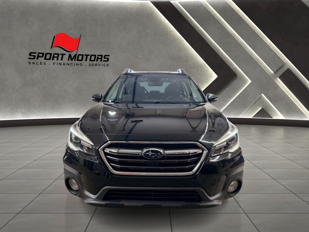 2018 Subaru Outback 3.6R Limited w/EyeSight+Roof+CLEAN CARFAX Photo