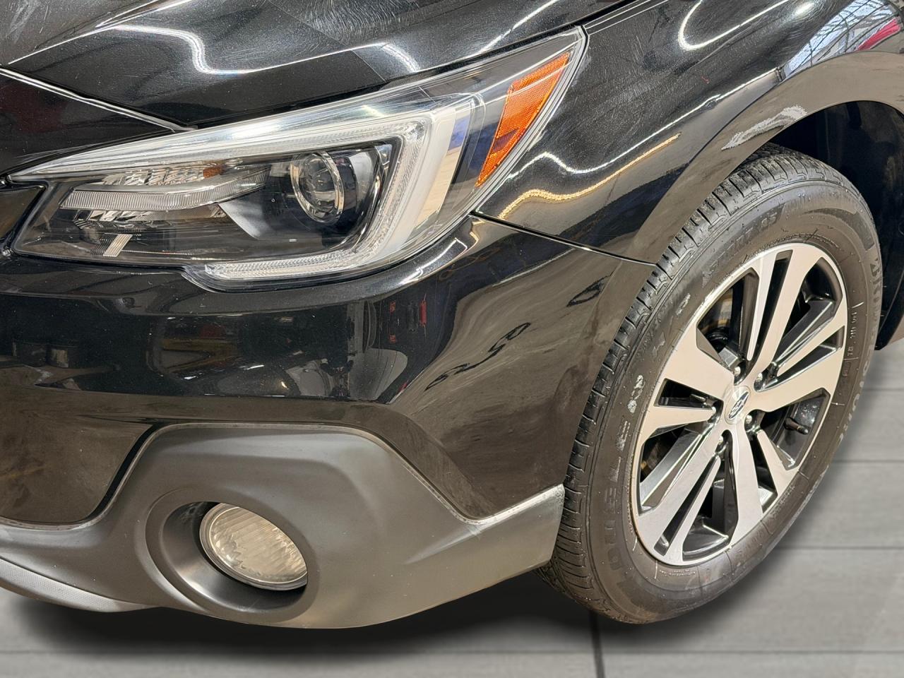 2018 Subaru Outback 3.6R Limited w/EyeSight+Roof+CLEAN CARFAX Photo