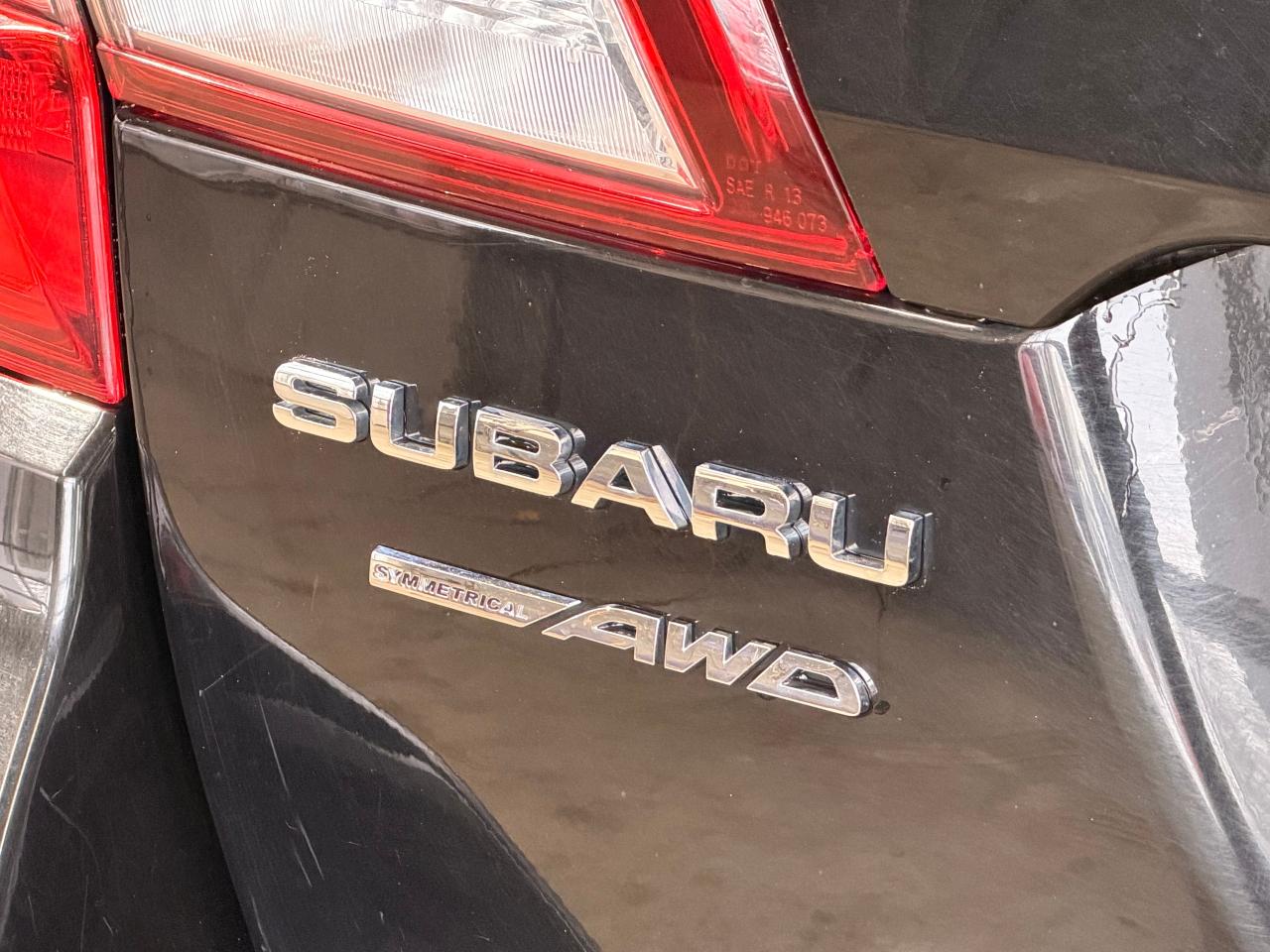 2018 Subaru Outback 3.6R Limited w/EyeSight+Roof+CLEAN CARFAX Photo