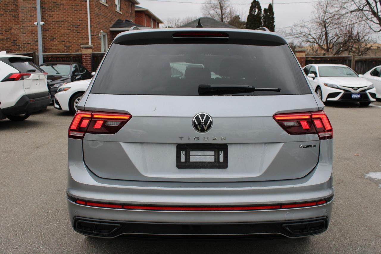 2023 Volkswagen Tiguan Comfortline R-Line Black Edition Photo