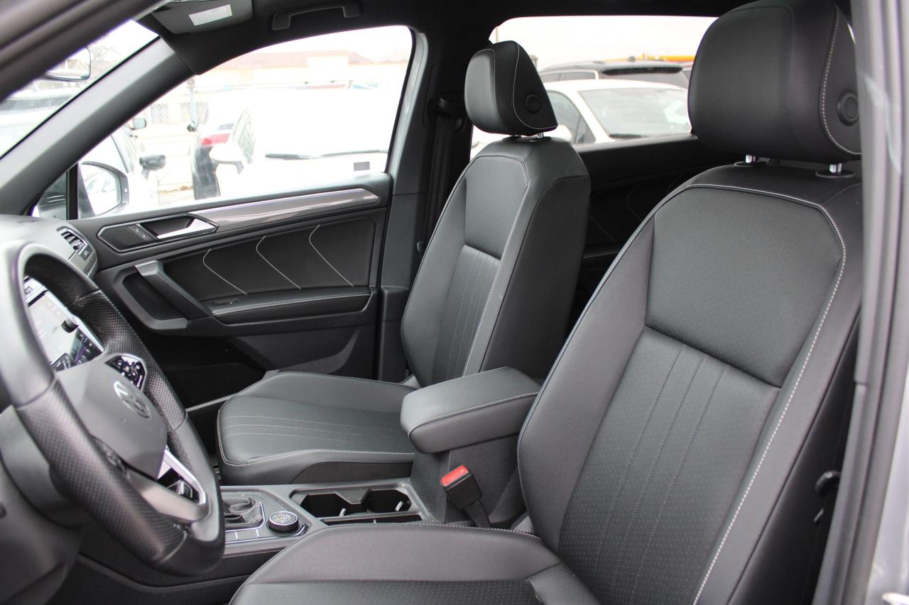 2023 Volkswagen Tiguan Comfortline R-Line Black Edition Photo