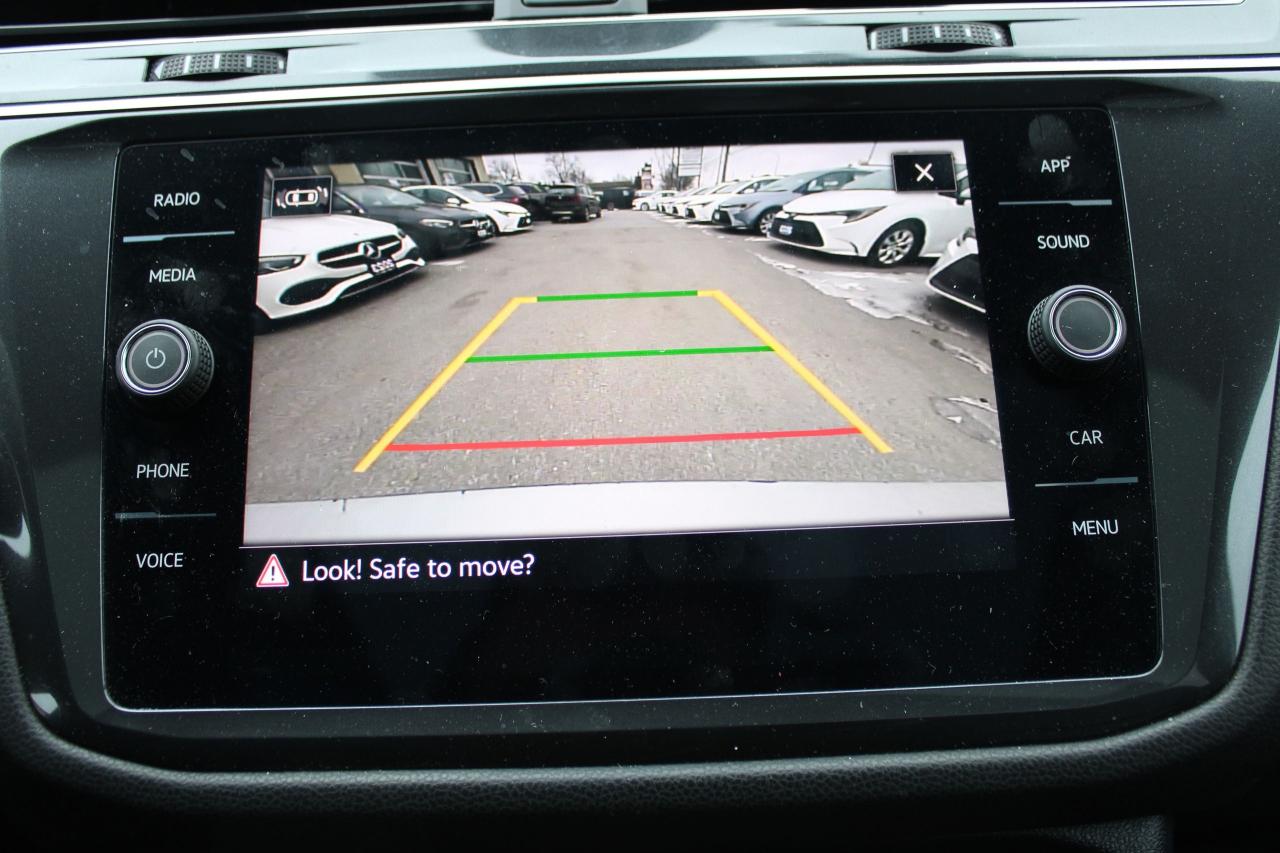 2023 Volkswagen Tiguan Comfortline R-Line Black Edition Photo