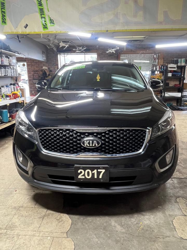 2017 Kia Sorento AWD 4dr LX Turbo Photo