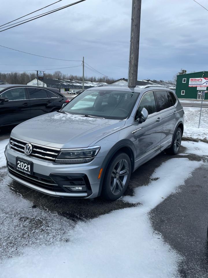 2021 Volkswagen Tiguan Highline - Photo #1