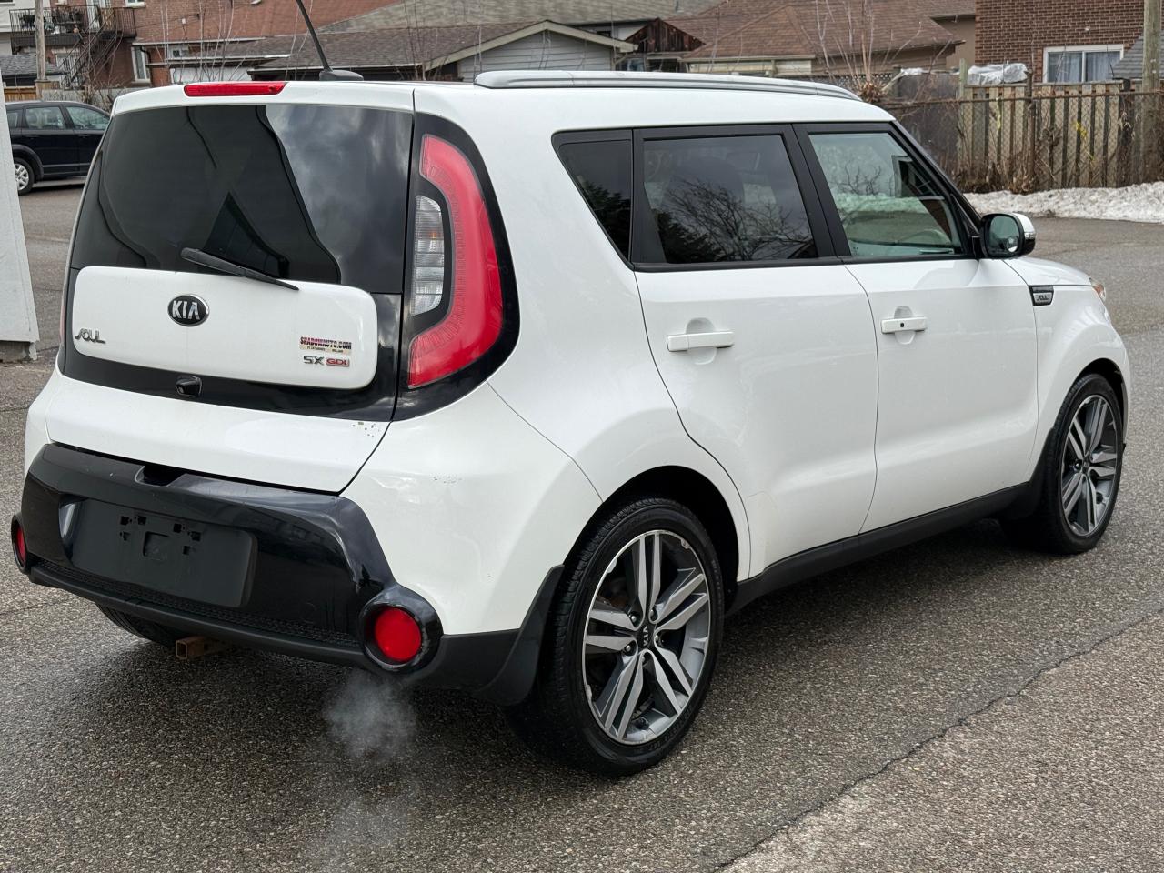 2015 Kia Soul SX Photo