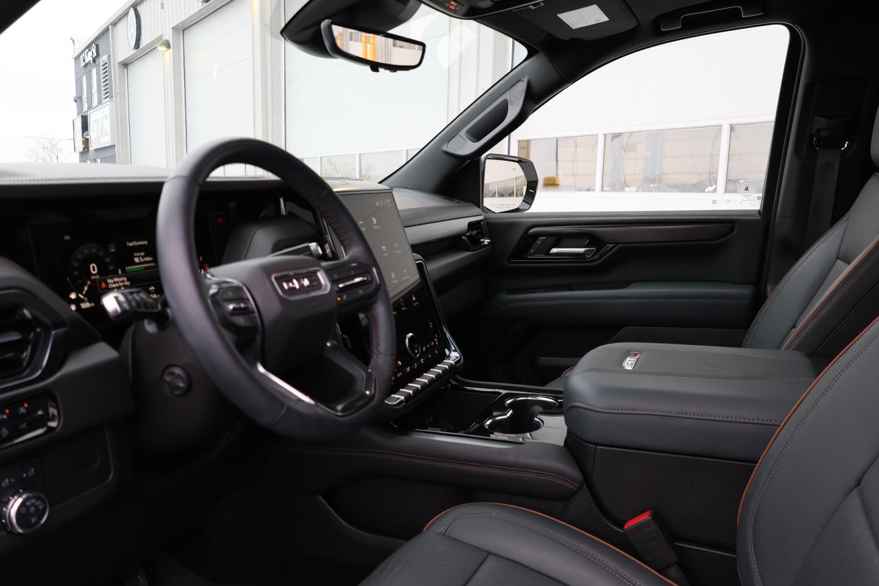 2025 GMC Yukon XL AT4 6.2L V8 - PANOROOF|CAMERA|BLINDSPOT|BOSE Photo