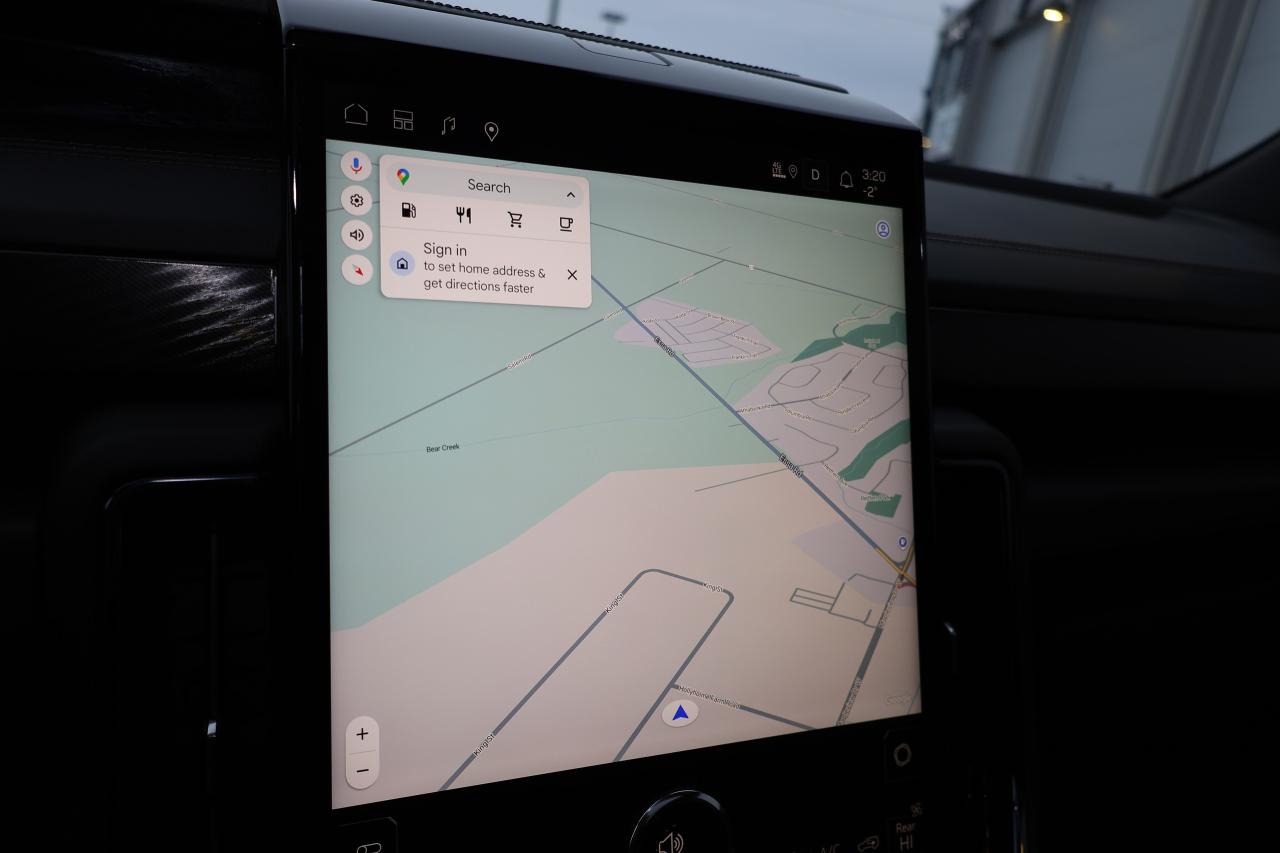 2025 GMC Yukon XL AT4 6.2L V8 - PANOROOF|CAMERA|BLINDSPOT|BOSE Photo