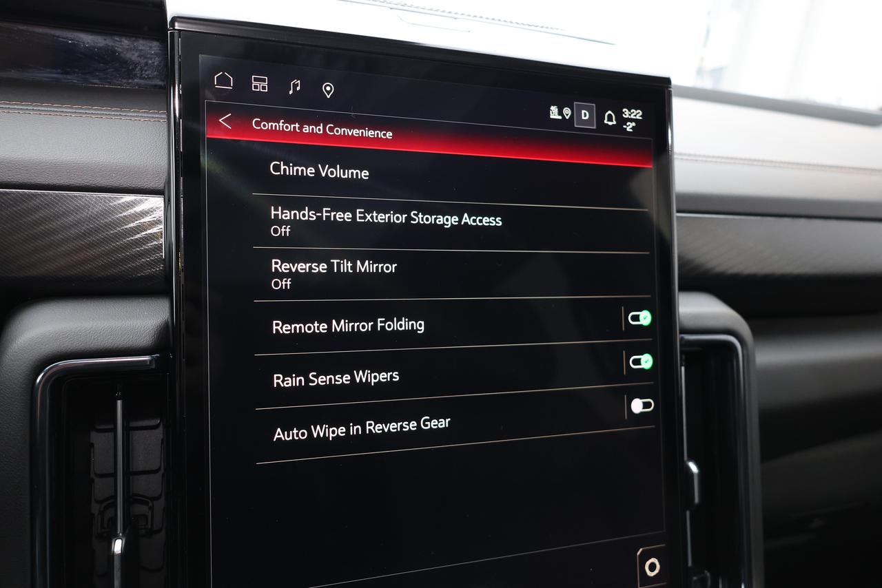 2025 GMC Yukon XL AT4 6.2L V8 - PANOROOF|CAMERA|BLINDSPOT|BOSE Photo