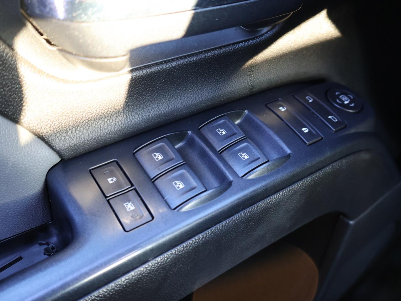 2018 GMC Sierra 1500 V8 ELEVATION 4WD CERTIFIED *ACCIDENT FREE* CAMERA BLUETOOTH CRUISE ALLOYS Photo