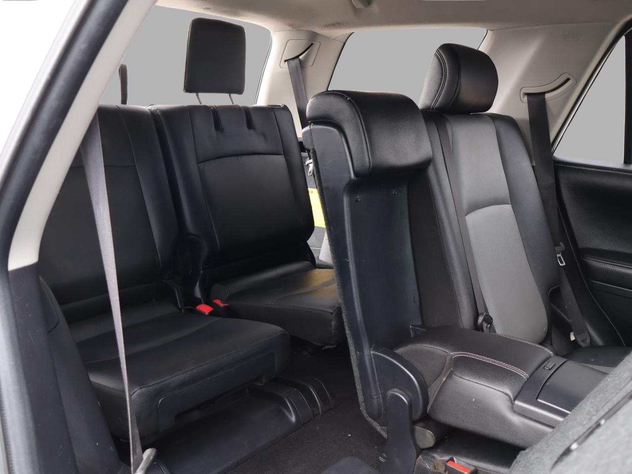 2017 Toyota 4Runner PREMIUM PKG 4WD CERTIFIED *ACCIDENT FREE*2nd WINTER* CAMERA NAV BLUETOOTH LEATHER HEATED SEATS CRUISE ALLOYS Photo