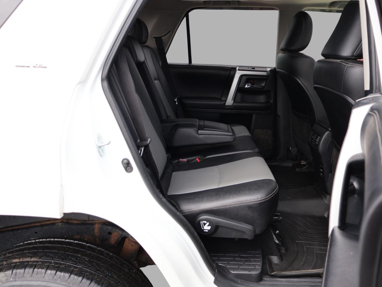 2017 Toyota 4Runner PREMIUM PKG 4WD CERTIFIED *ACCIDENT FREE*2nd WINTER* CAMERA NAV BLUETOOTH LEATHER HEATED SEATS CRUISE ALLOYS Photo