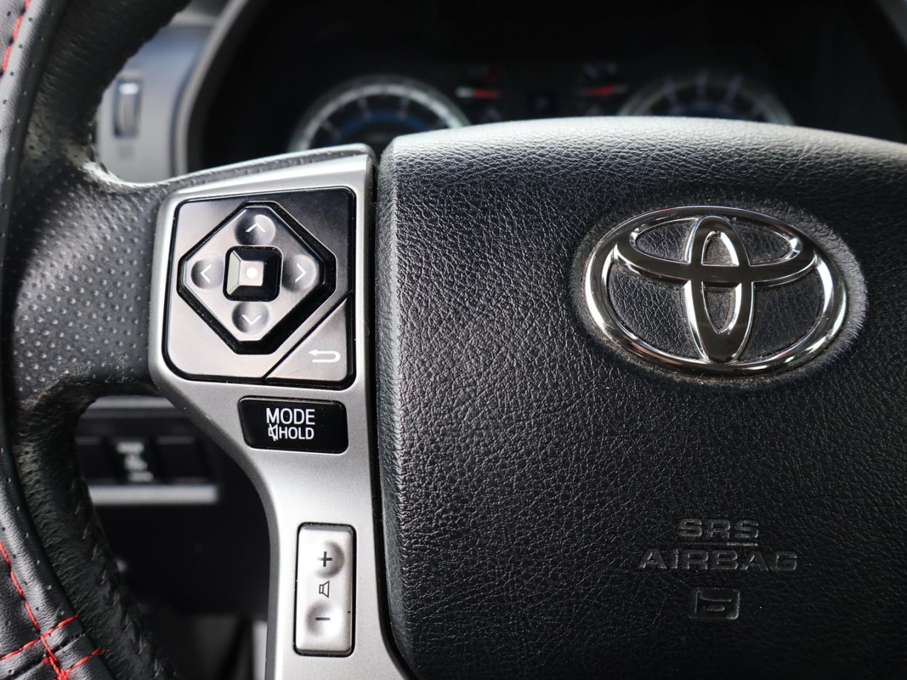 2017 Toyota 4Runner PREMIUM PKG 4WD CERTIFIED *ACCIDENT FREE*2nd WINTER* CAMERA NAV BLUETOOTH LEATHER HEATED SEATS CRUISE ALLOYS Photo