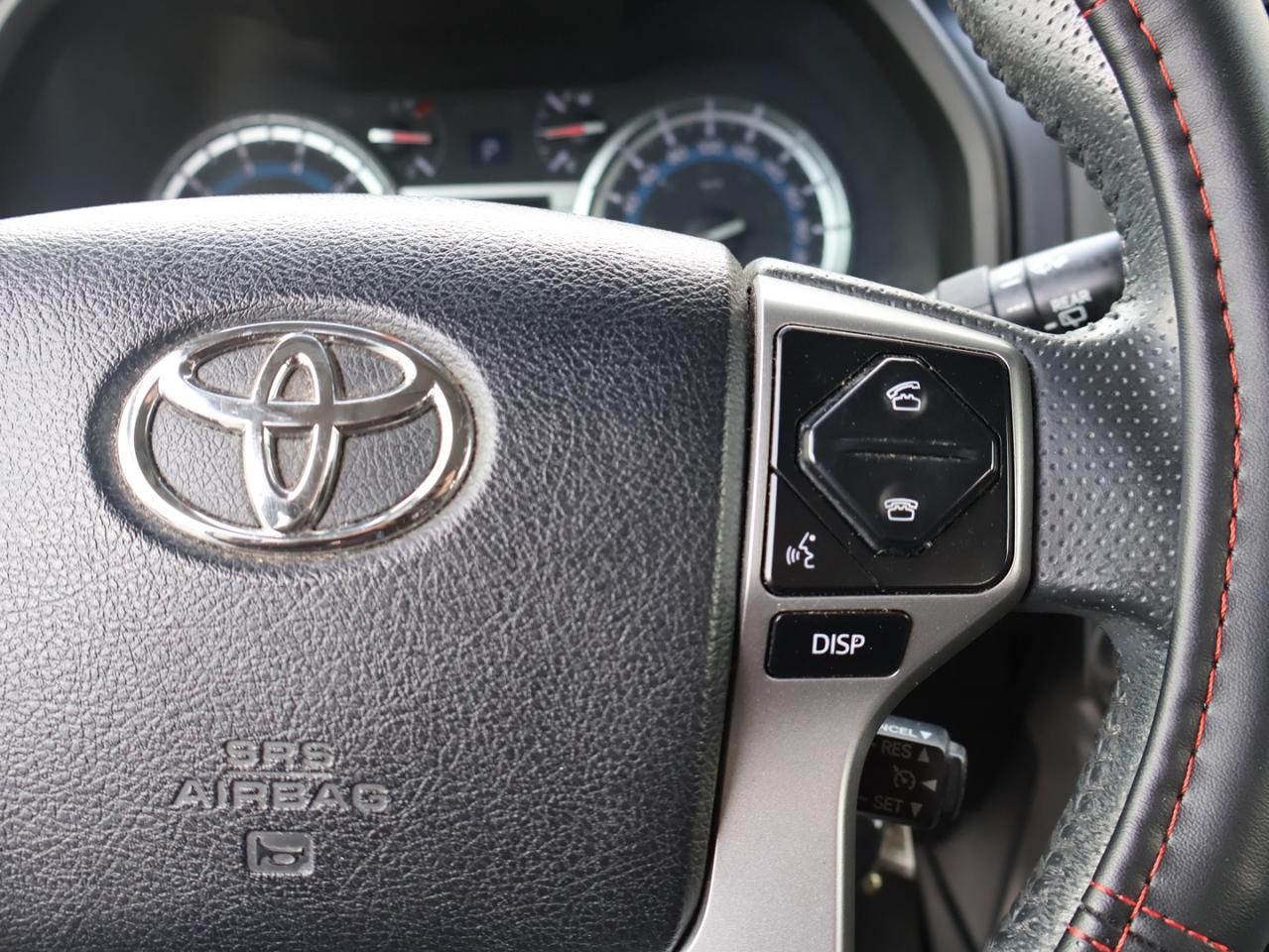 2017 Toyota 4Runner PREMIUM PKG 4WD CERTIFIED *ACCIDENT FREE*2nd WINTER* CAMERA NAV BLUETOOTH LEATHER HEATED SEATS CRUISE ALLOYS Photo