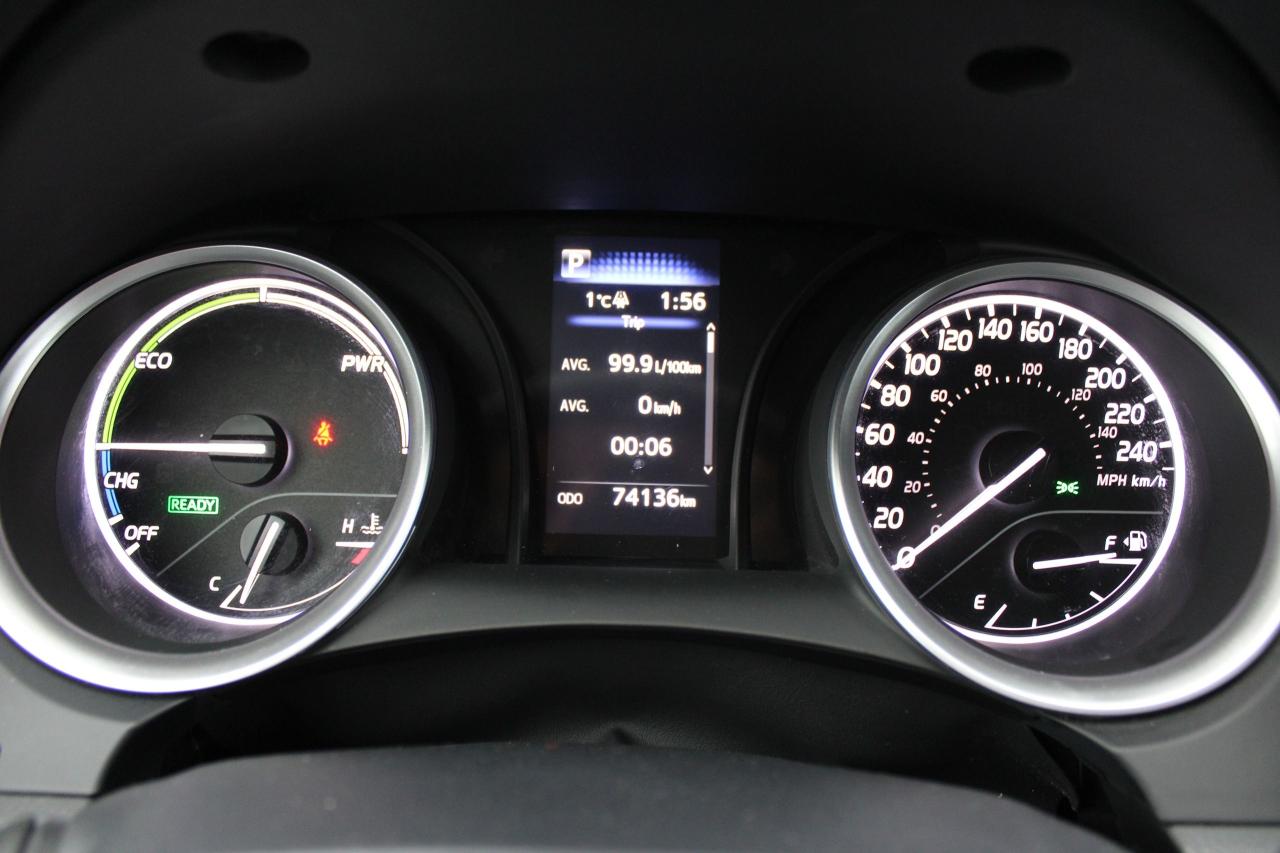 2024 Toyota Camry HYBRID LE Photo