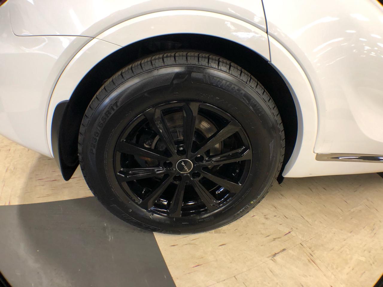 2019 Kia Sorento SXL LIMITED AWD 7 PASS LEATHER PAN/ROOF NAV CAMERA Photo