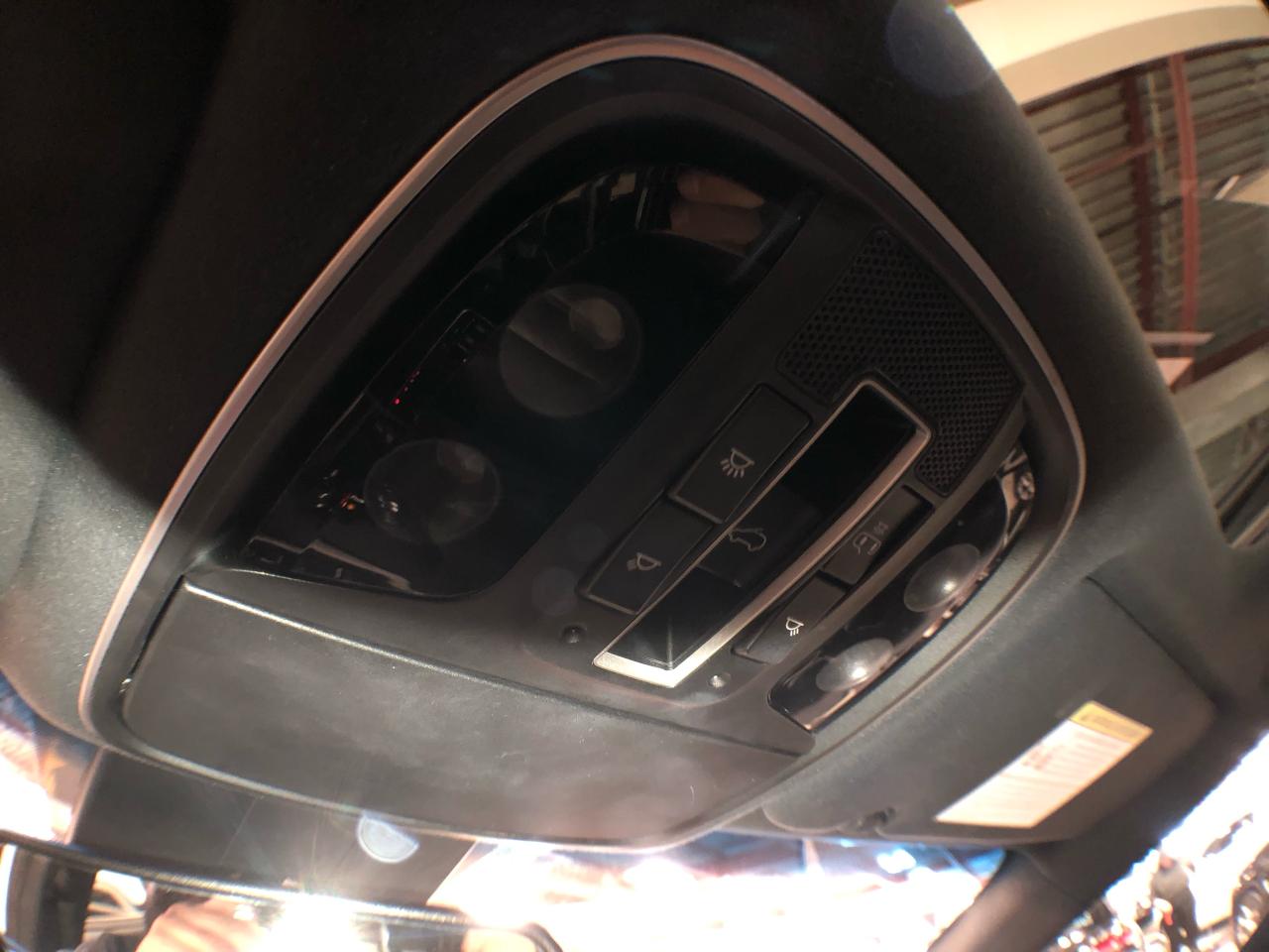 2019 Kia Sorento SXL LIMITED AWD 7 PASS LEATHER PAN/ROOF NAV CAMERA Photo