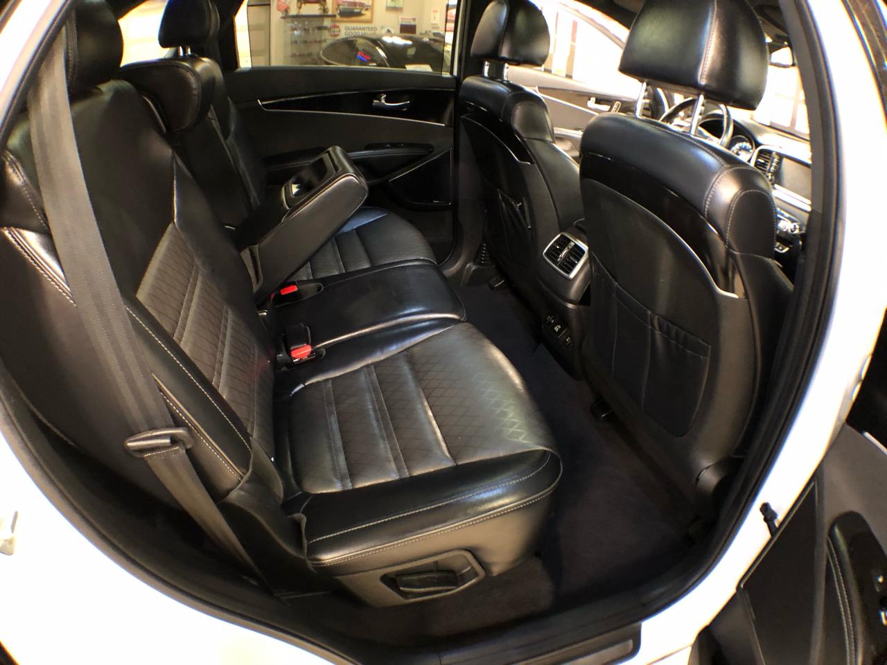 2019 Kia Sorento SXL LIMITED AWD 7 PASS LEATHER PAN/ROOF NAV CAMERA Photo