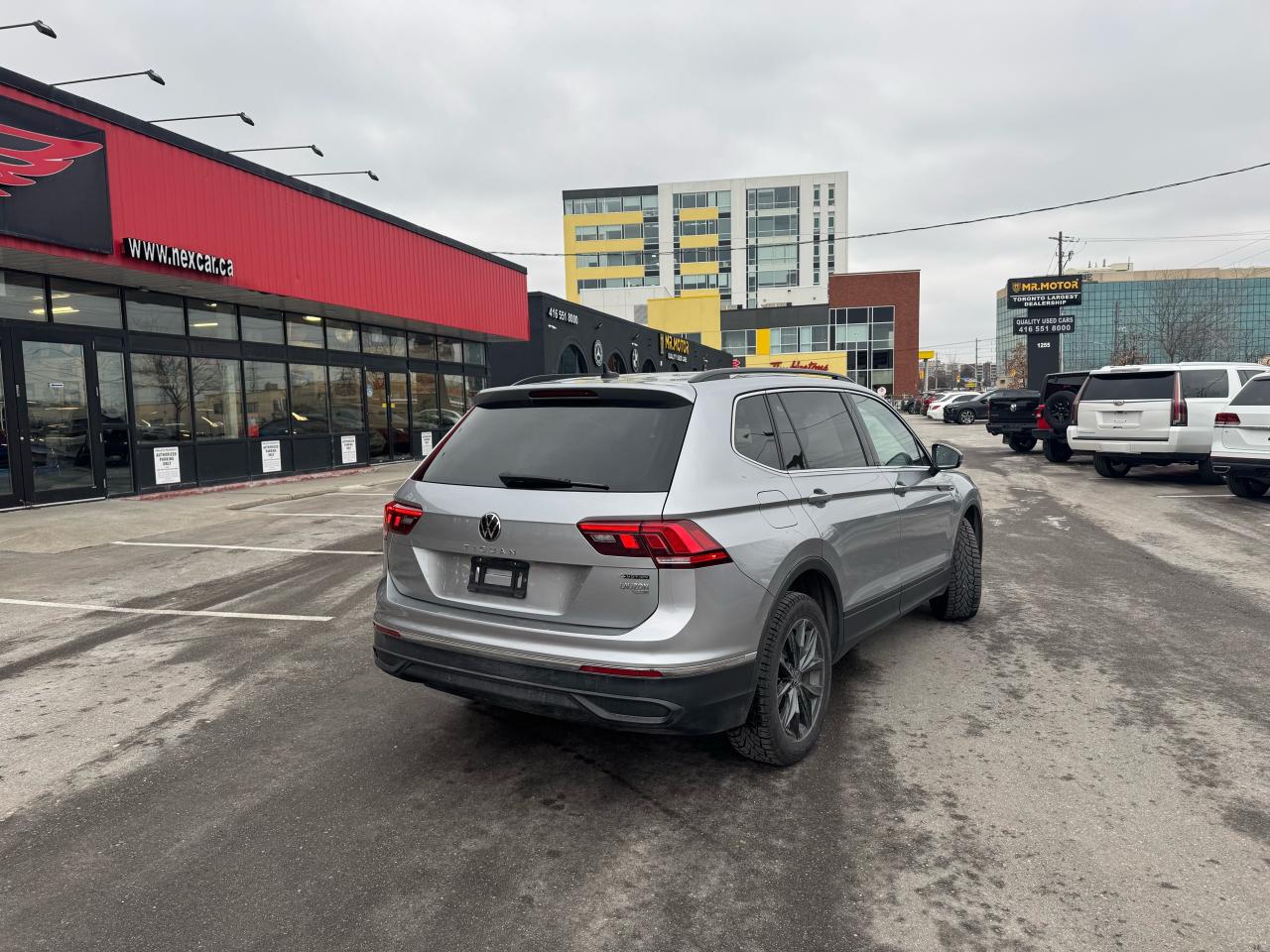 2022 Volkswagen Tiguan COMFORTLINE AWD LEATHER CARPLAY B/SPOT L/ASSIST Photo4