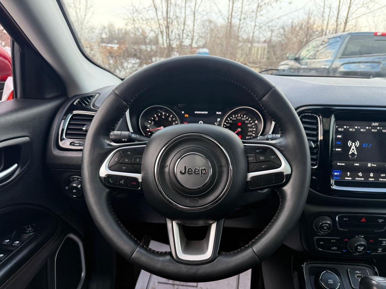 2019 Jeep Compass Limited 4x4 *LOW KMS*SAFETY INCL*NEW TIRES* Photo