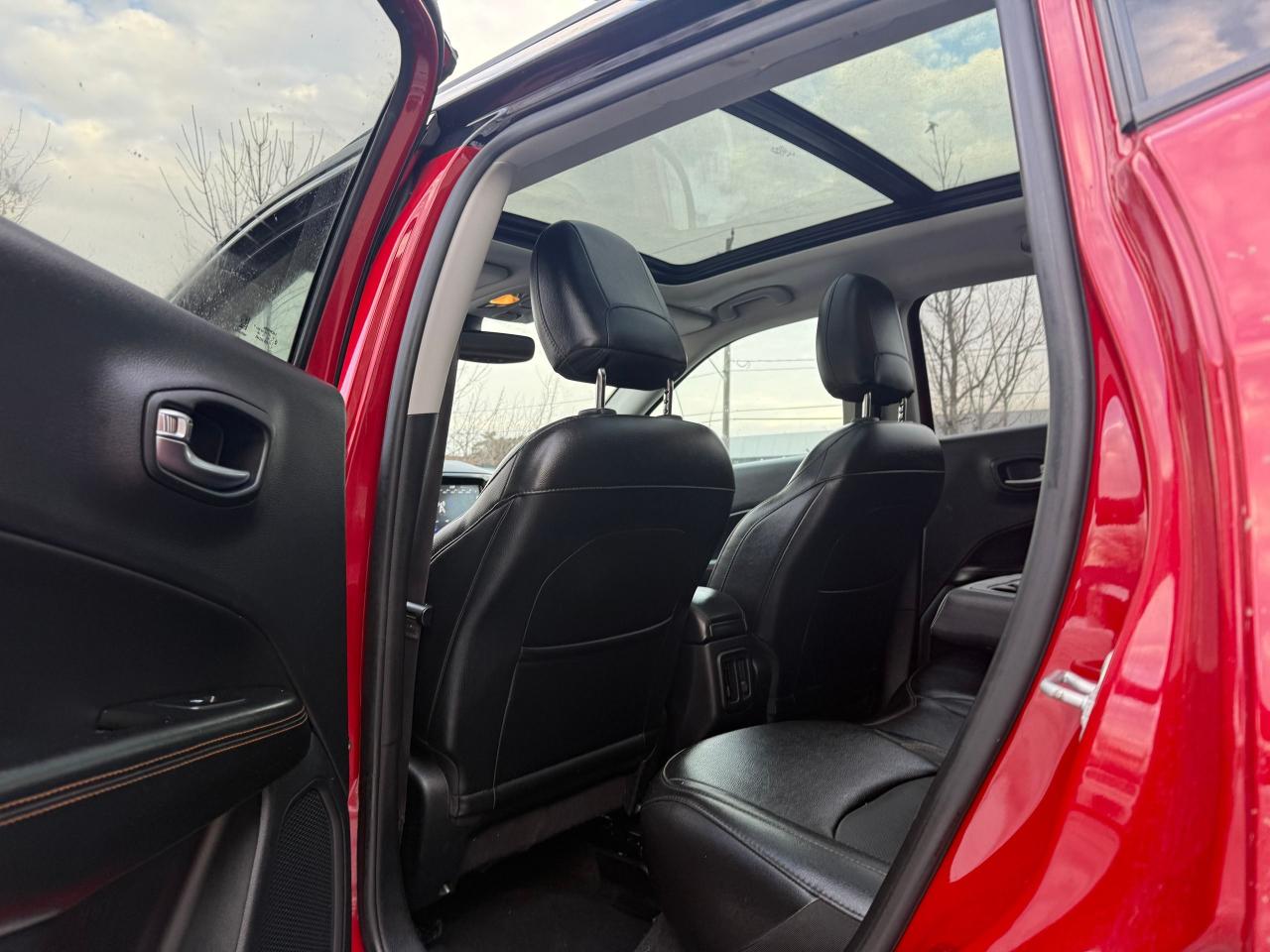 2019 Jeep Compass Limited 4x4 *LOW KMS*SAFETY INCL*NEW TIRES* Photo