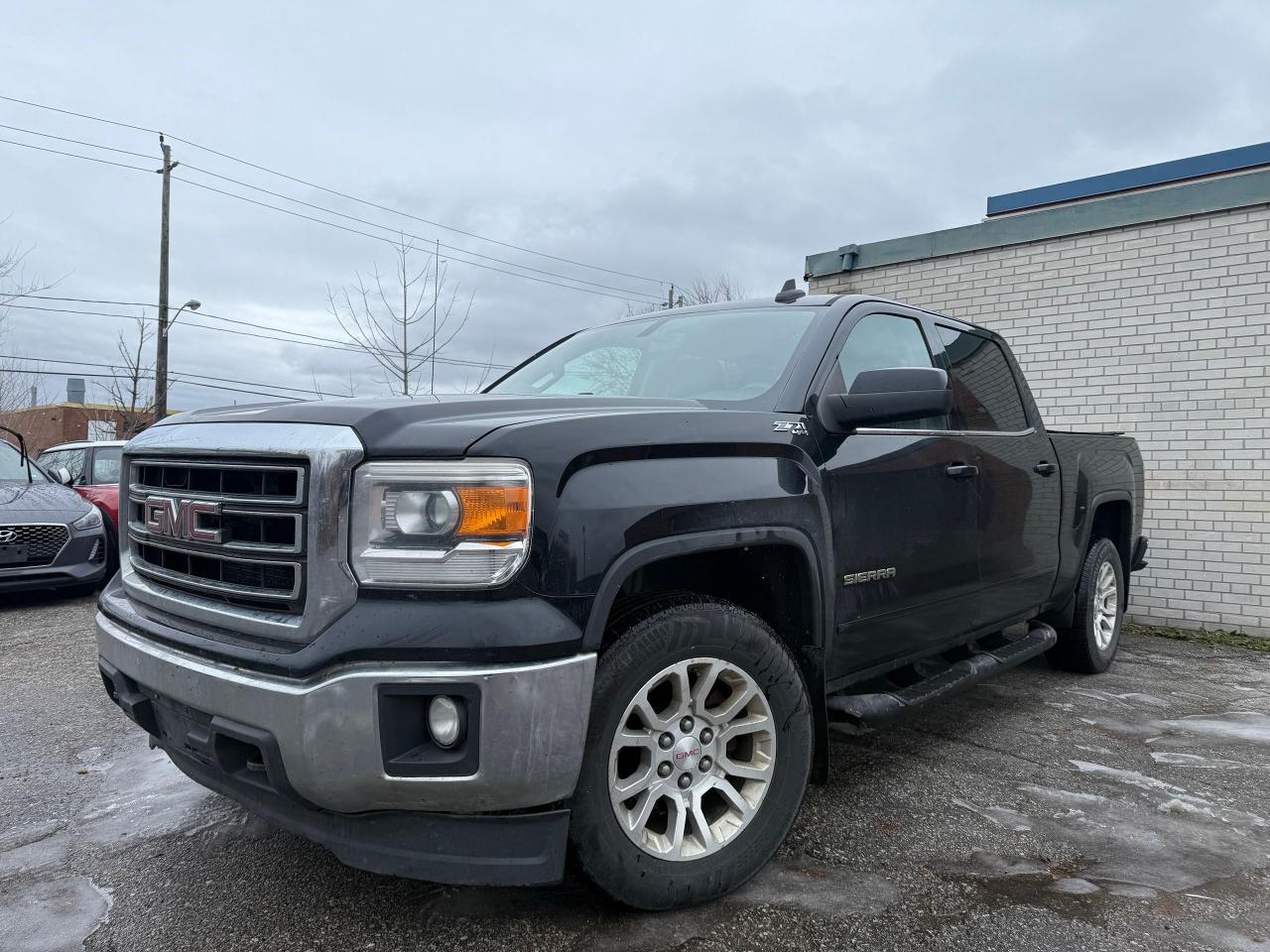 2015 GMC Sierra 1500 SLE Crew Cab 4X4 *ONE OWNER*CLEAN CARFAX* Photo2