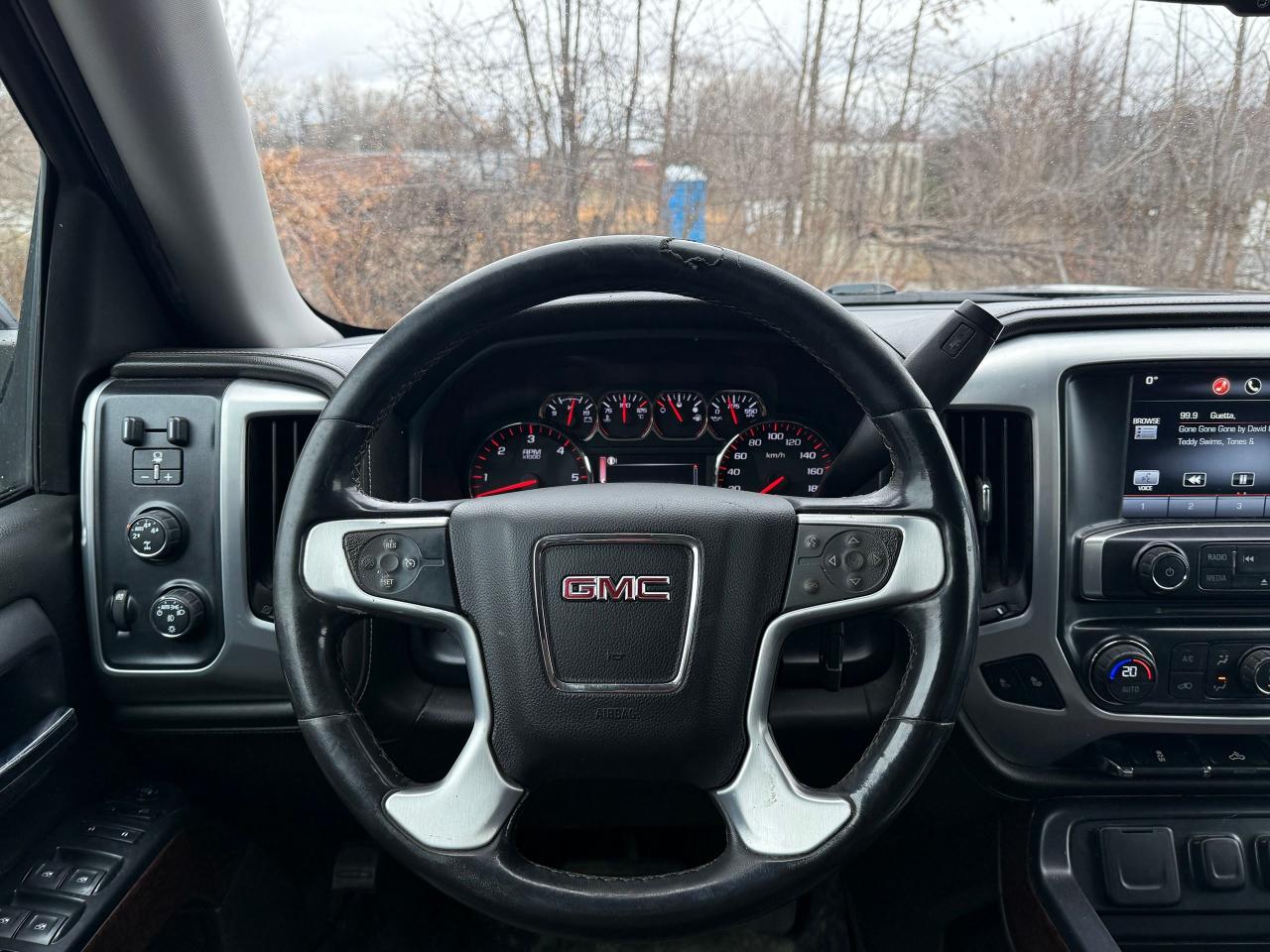 2015 GMC Sierra 1500 SLE Crew Cab 4X4 *ONE OWNER*CLEAN CARFAX* Photo