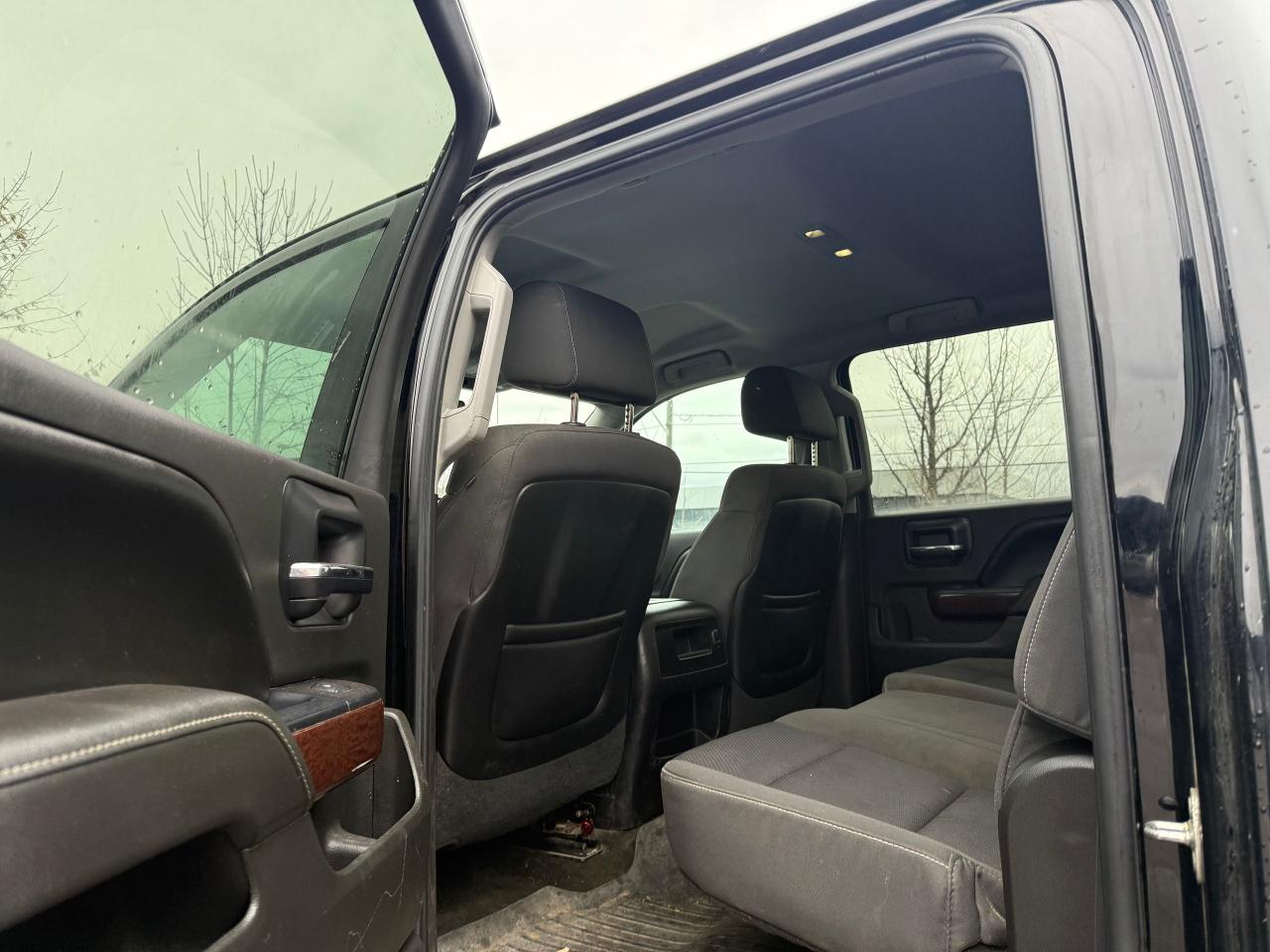 2015 GMC Sierra 1500 SLE Crew Cab 4X4 *ONE OWNER*CLEAN CARFAX* Photo