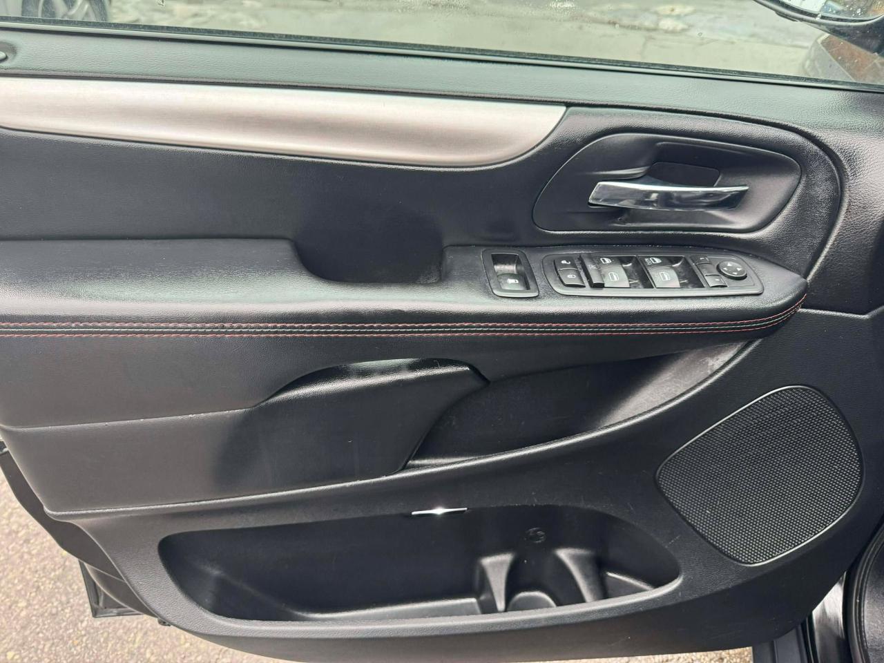 2017 Dodge Grand Caravan GT - Photo #20