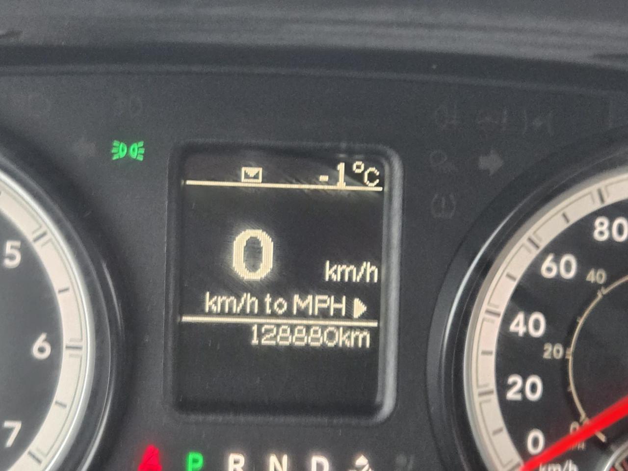 2016 RAM 1500 ST, 4X4, IRREPARABLE TITLE, ONLY 128KMS, WRITEOFF Photo