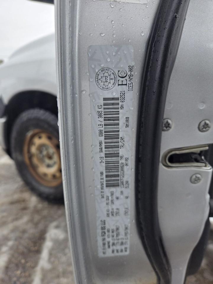 2016 RAM 1500 ST, 4X4, IRREPARABLE TITLE, ONLY 128KMS, WRITEOFF Photo