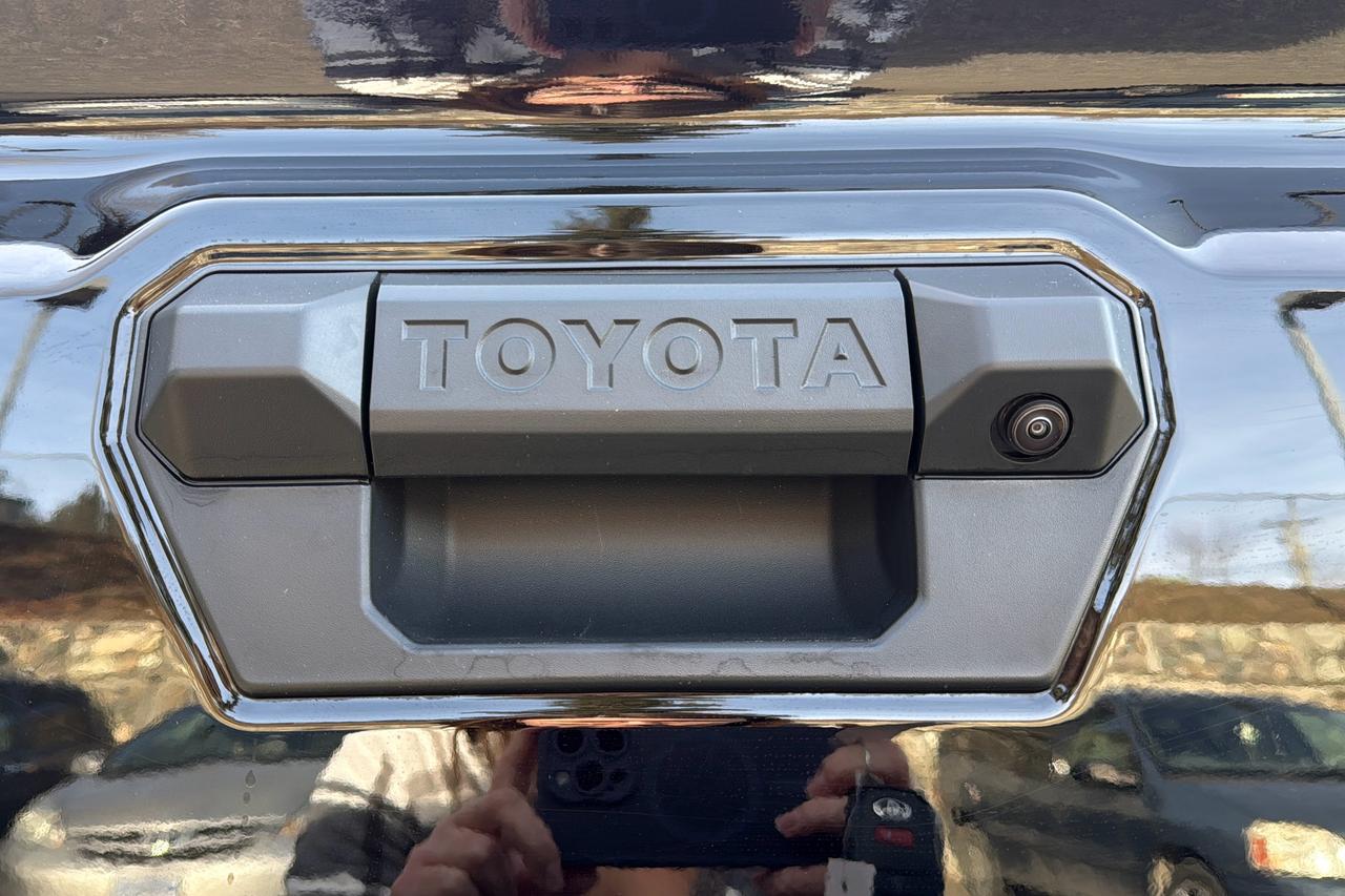 2026 Toyota Tacoma Double Cab AT TRD Off Road Photo