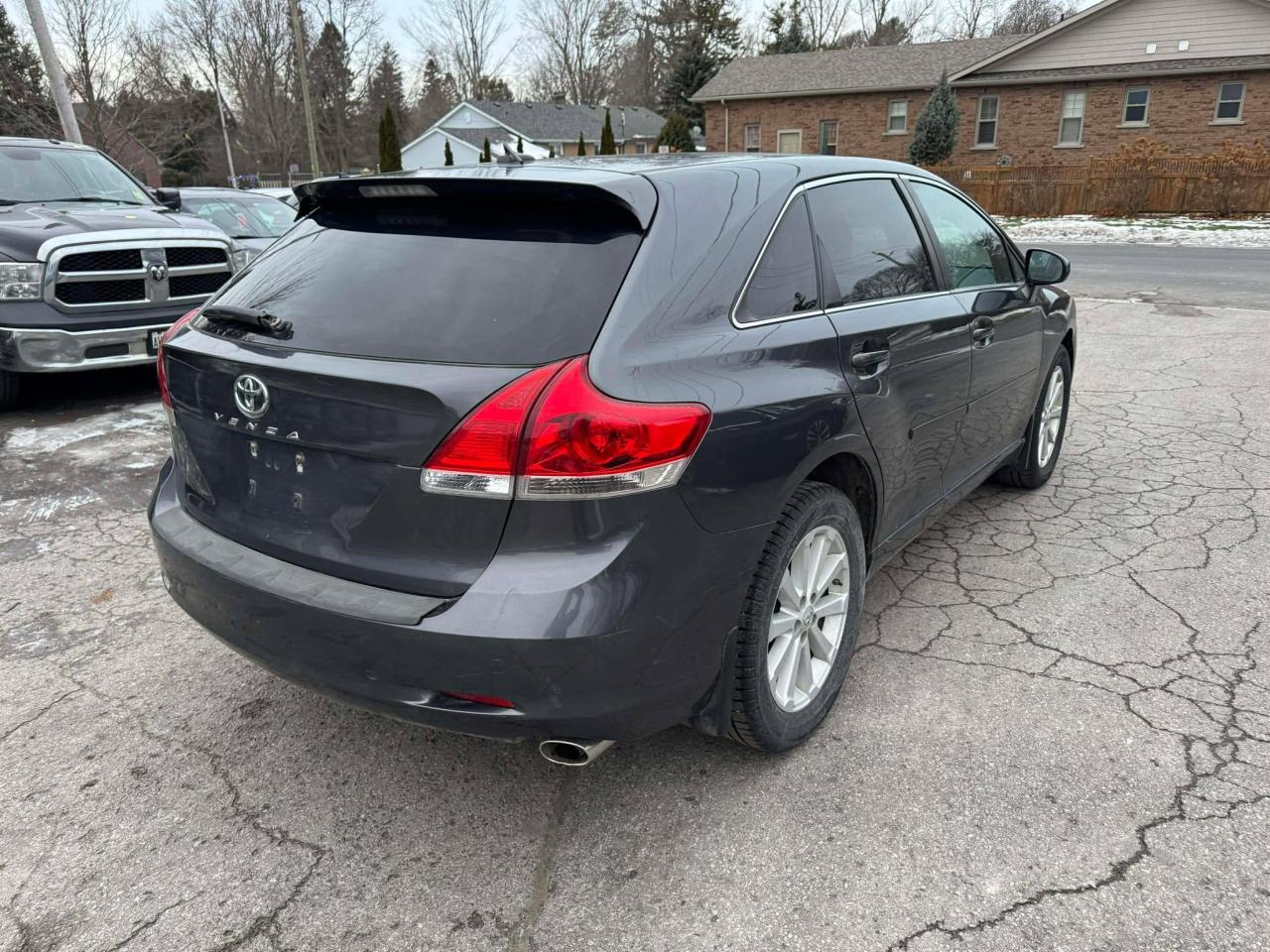 2011 Toyota Venza  Photo