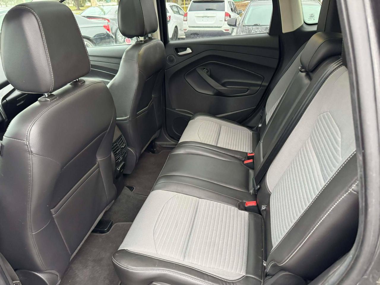 2017 Ford Escape Titanium Photo