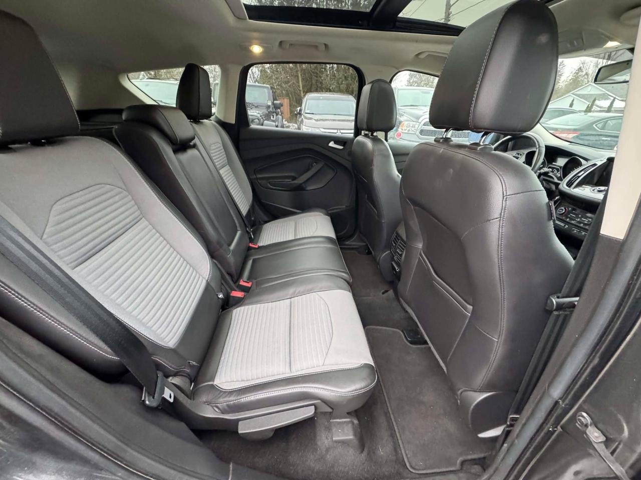 2017 Ford Escape Titanium Photo