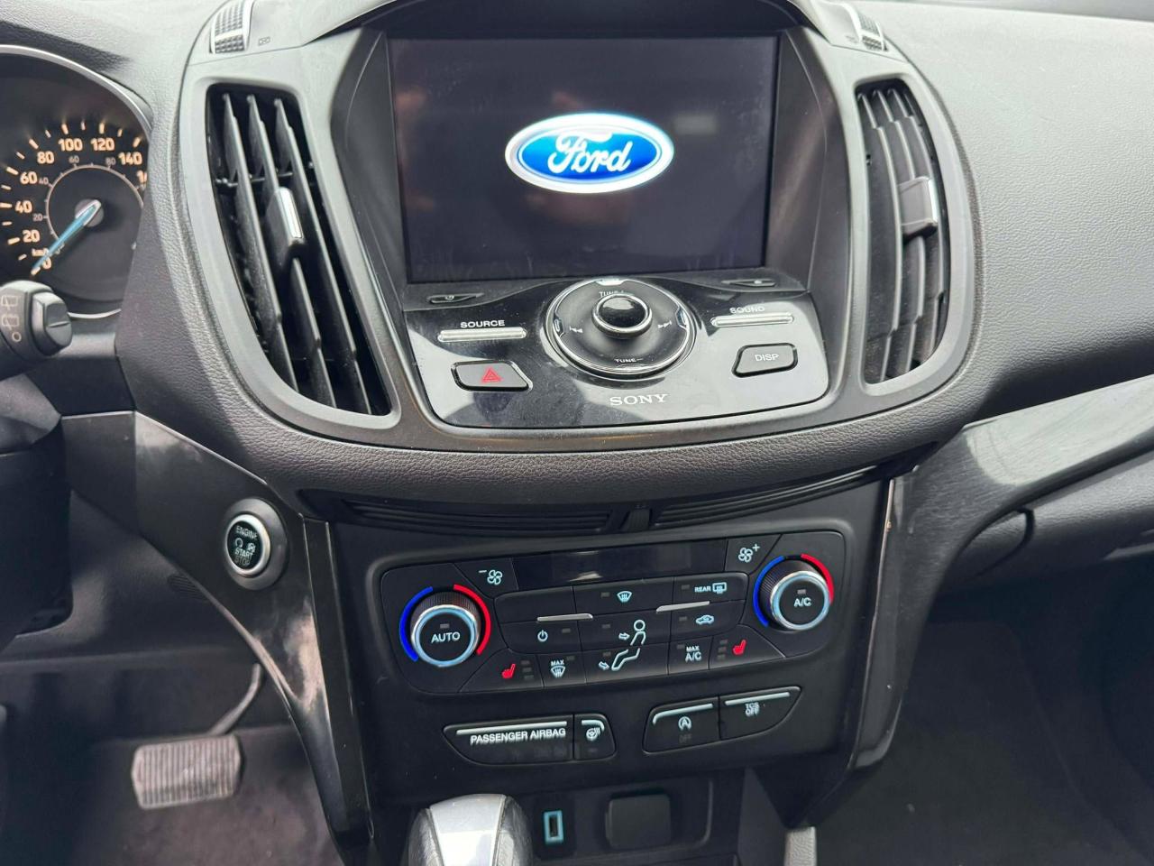 2017 Ford Escape Titanium Photo