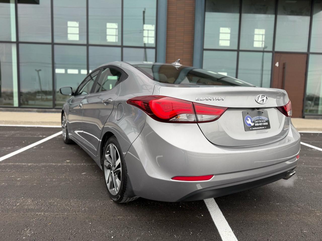 2015 Hyundai Elantra Limited Photo