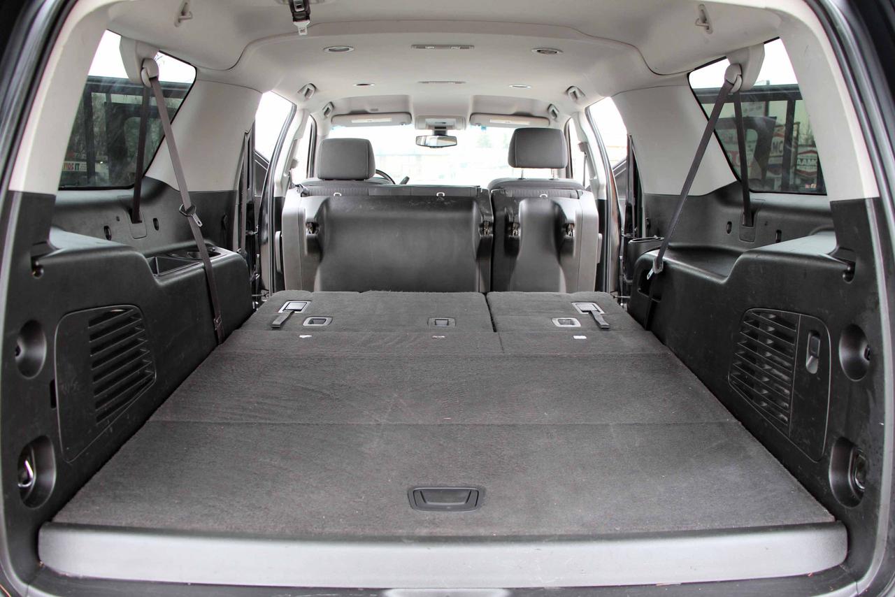 2016 Chevrolet Suburban 4WD 4dr 1500 LS Photo