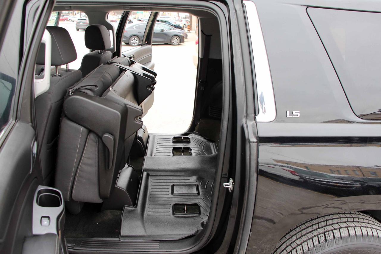 2016 Chevrolet Suburban 4WD 4dr 1500 LS Photo