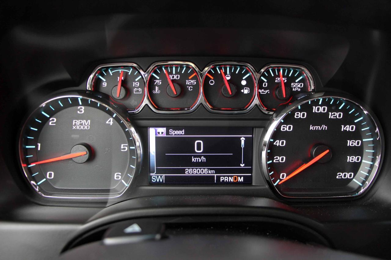 2016 Chevrolet Suburban 4WD 4dr 1500 LS Photo