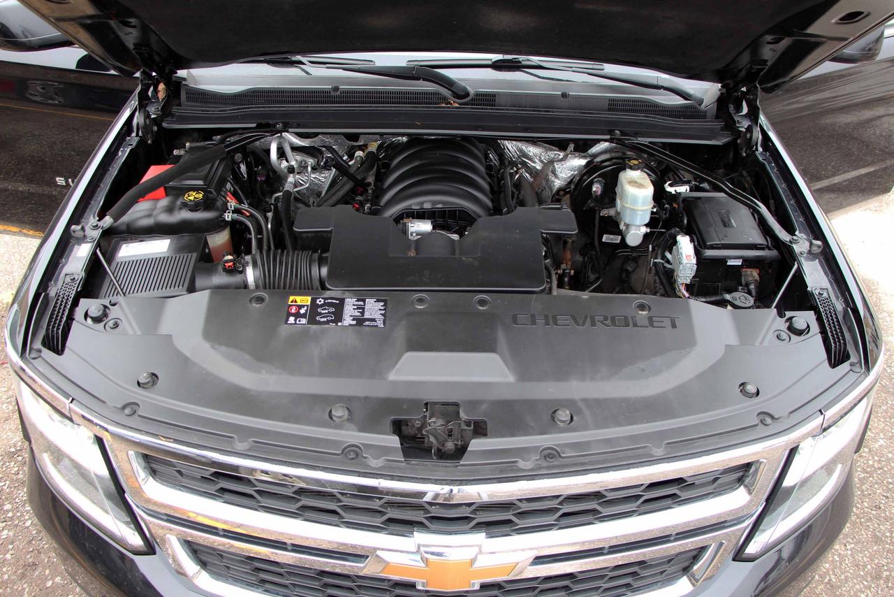 2016 Chevrolet Suburban 4WD 4dr 1500 LS Photo
