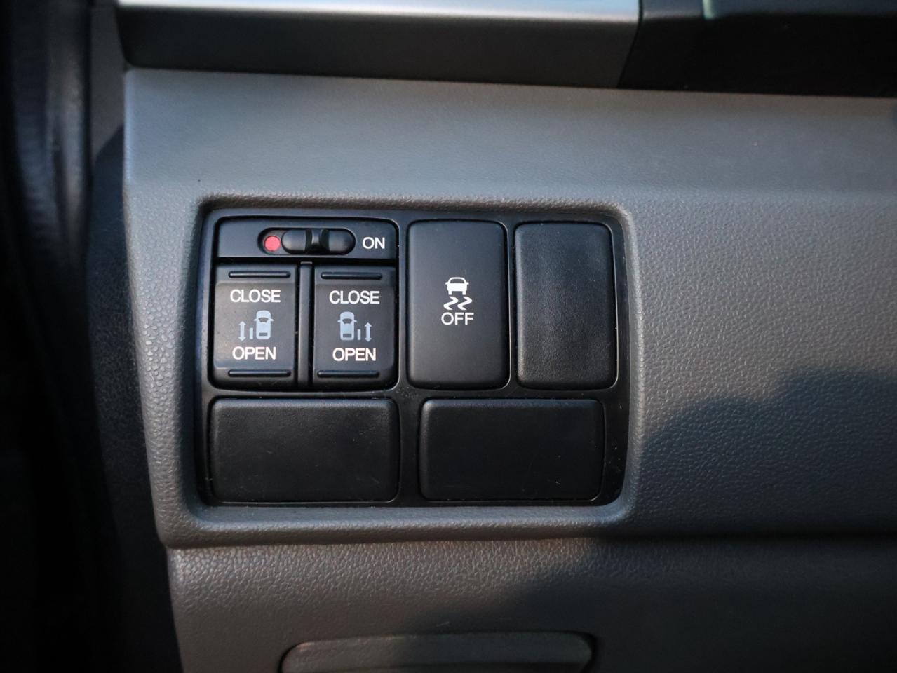 2016 Honda Odyssey EX CERTIFIED *1 OWNER*8 SEATS* DVD CAMERA BLUETOOTH HEATED CRUISE ALLOYS Photo