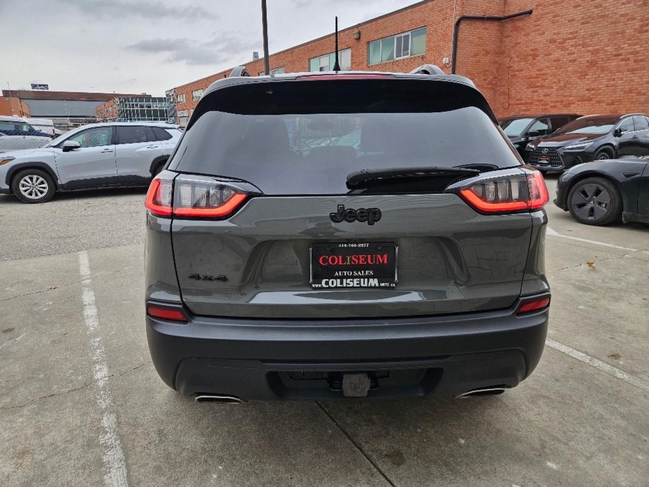 2022 Jeep Cherokee ALTITUDE 4X4-LEATHER-SKYVIEW ROOF-NAVIGATION Photo