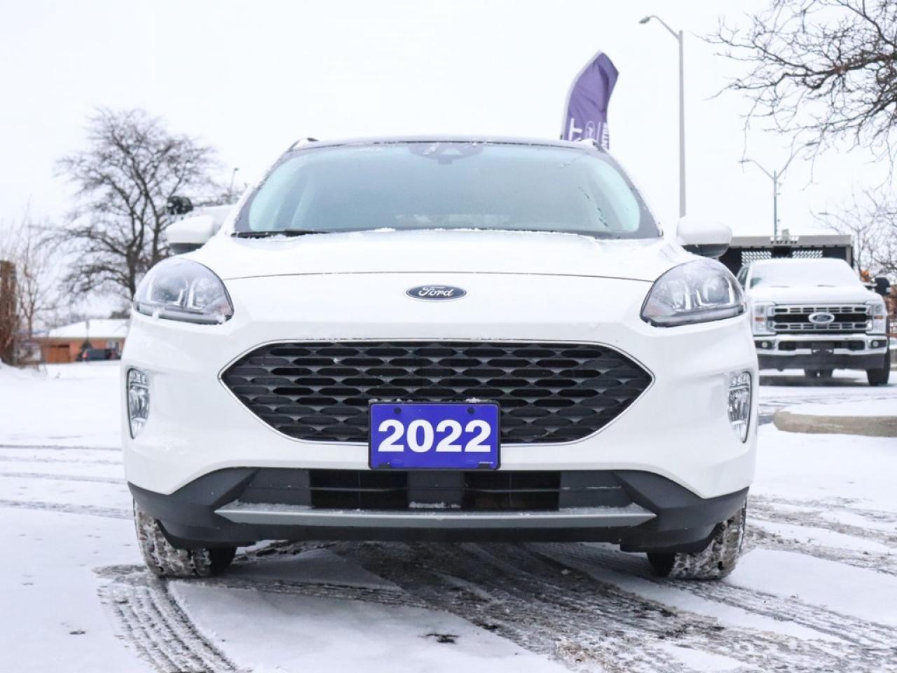 2022 Ford Escape SEL Hybrid | AWD | ROOF | NAV | PWR LIFTGATE |BLIS Photo