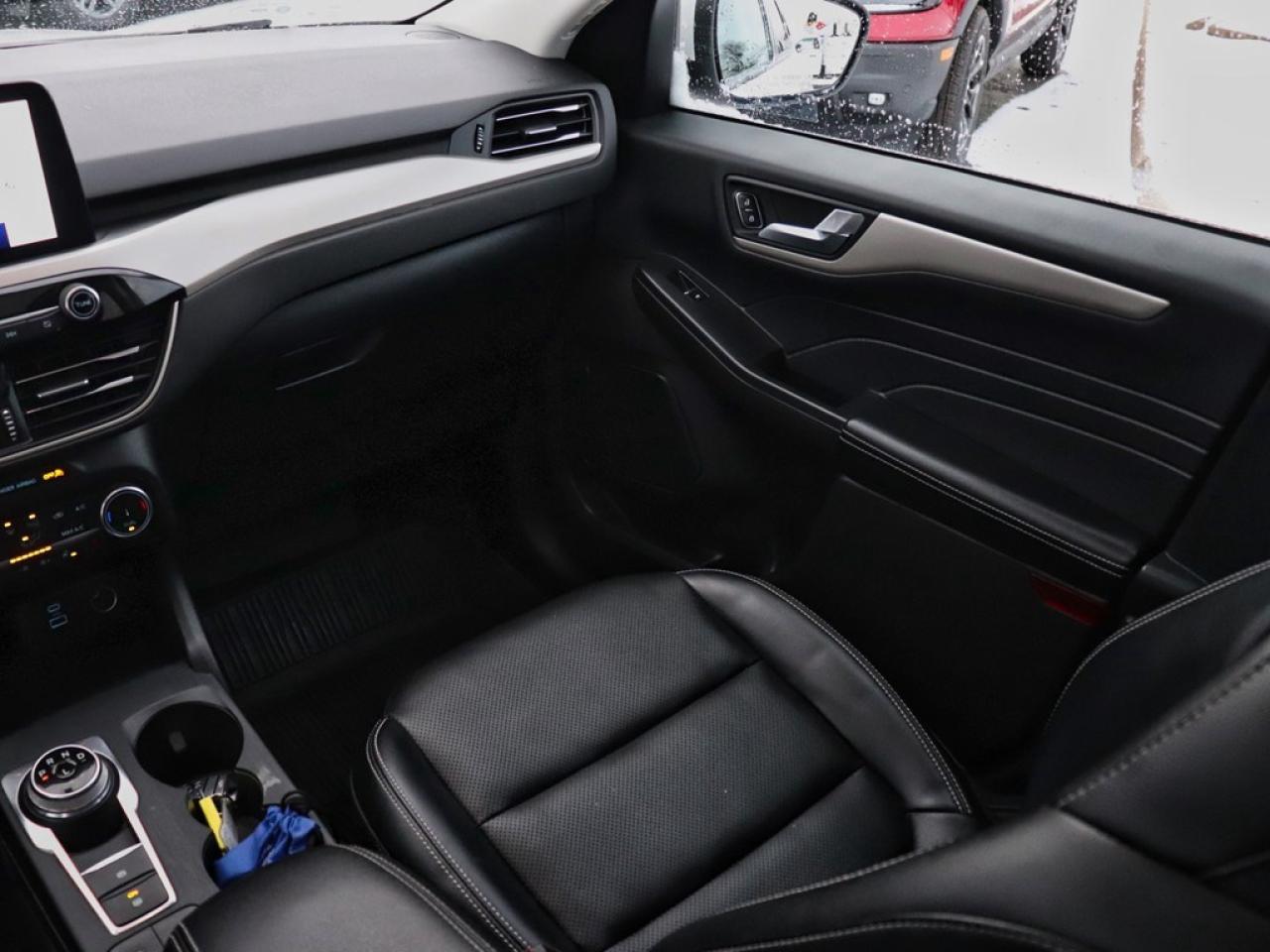 2022 Ford Escape SEL Hybrid | AWD | ROOF | NAV | PWR LIFTGATE |BLIS Photo