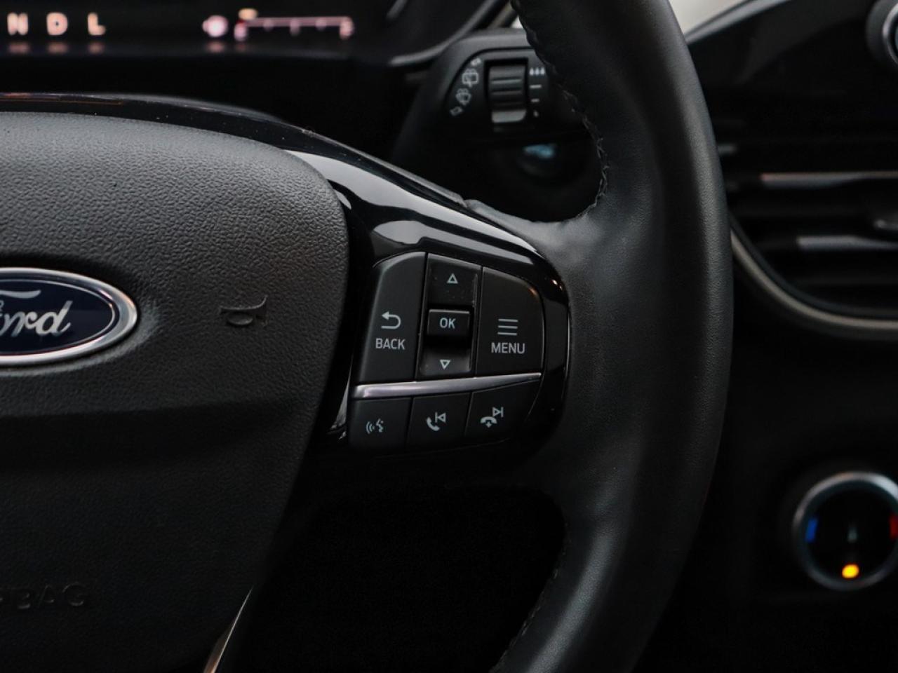 2022 Ford Escape SEL Hybrid | AWD | ROOF | NAV | PWR LIFTGATE |BLIS Photo