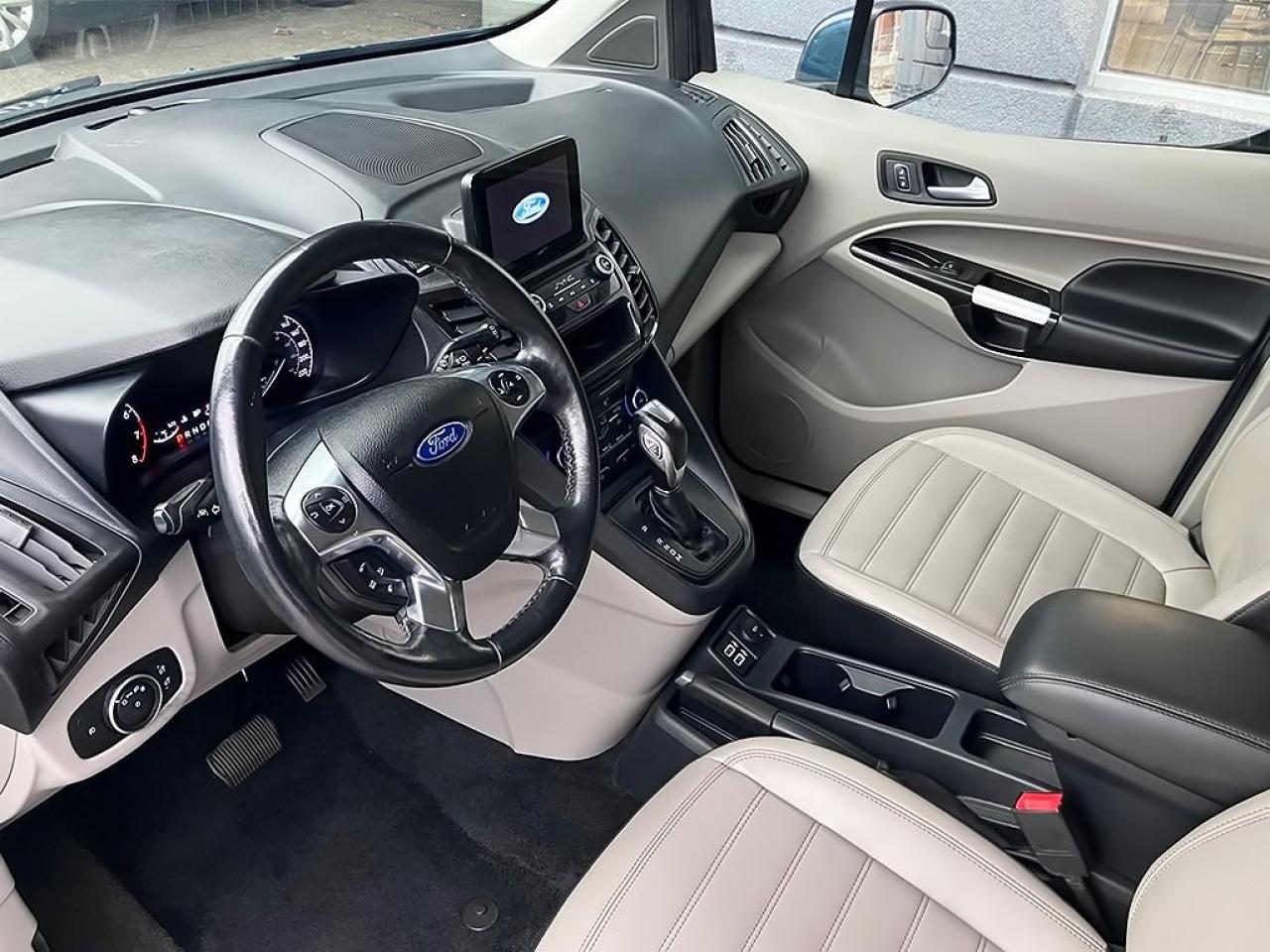 2020 Ford Transit Connect TIANIUM|LWB|NAVI|REARCAM|LEATHER|ALLOYS Photo