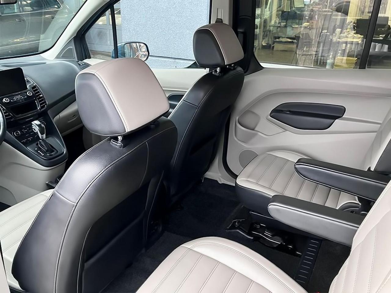 2020 Ford Transit Connect TIANIUM|LWB|NAVI|REARCAM|LEATHER|ALLOYS Photo