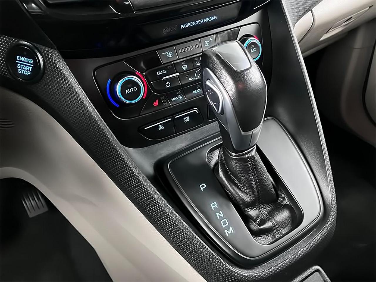 2020 Ford Transit Connect TIANIUM|LWB|NAVI|REARCAM|LEATHER|ALLOYS Photo